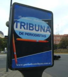 DE CARTELES PUBLICITARIOS Y ORGULLO PERSONAL