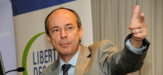 El economista de FIEL explicó que "hoy no puede operar el Banco Central" para frenar la volatilidad cambiaria