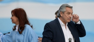 El presidente Fernández marcó la agenda política durante la semana posterior a las elecciones, descolocó a la oposición y desafío a Cristina con un encendido discurso en la Plaza de Mayo: ¿cómo seguirá la relación entre ambos?