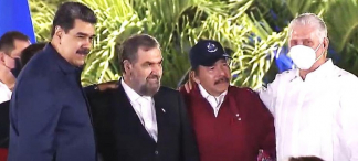 Es por el encubrimiento a Mohsen Rezai, por parte de Ortega; y por “incumplimiento de deberes de funcionario público” y “omisión de denuncia” para Cafiero y Capitanich. La realizan dirigentes del partido "Republicanos Unidos"