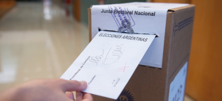 Las elecciones Primarias, Abiertas Simultáneas y Obligatorias (PASO) serán el 13 de agosto próximo, pero el escenario electoral comienza a definirse 60 días antes.