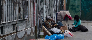 En Argentina existen dos metodologías oficiales para medir la pobreza: la de pobreza por necesidades básicas insatisfechas (NBI), a través del INDEC, y la de pobreza por línea de pobreza (LP), que se calcula por la Encuesta Permanente de Hogares (EPH).