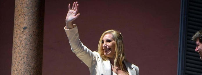 La compra fue realizada por realizada por la Unidad Operativa de Contrataciones bajo la Dirección de Administración de la Secretaría General de Presidencia, que está a cargo de Karina Milei, hermana del presidente.